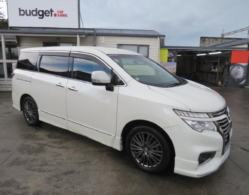 2017 Nissan Elgrand