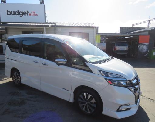 2017 Nissan Serena