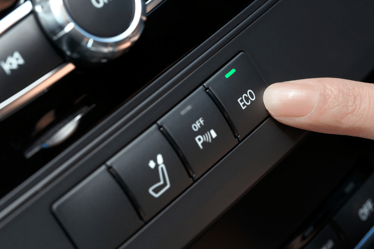 Fuel Efficient Cars Blog Featured Image